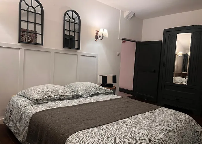 Apartment 4 - Les Pins Roses