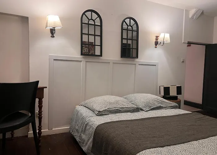 4 - Les Pins Roses * Poitiers