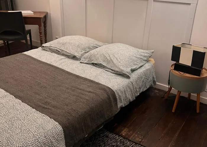 4 - Les Pins Roses Apartment